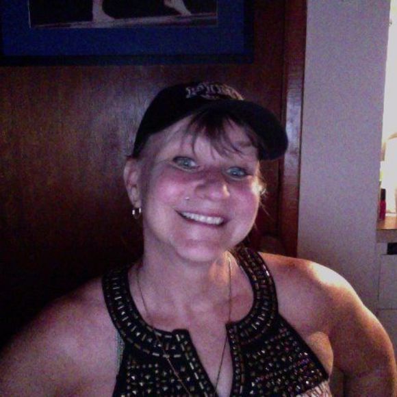 Meet your Posher, Rhea - Picture 1 of 1